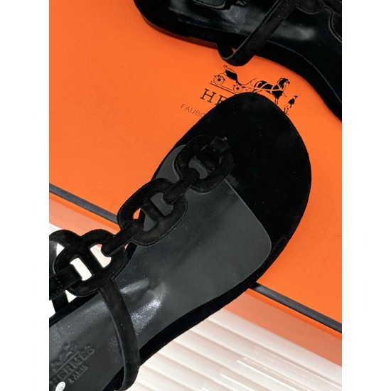 Hermès Fashion Shoes Best Quality
Women 35-41
Men 39-44