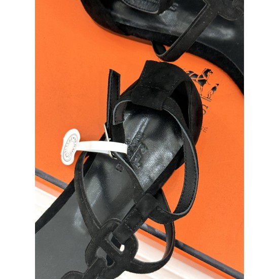 Hermès Fashion Shoes Best Quality
Women 35-41
Men 39-44