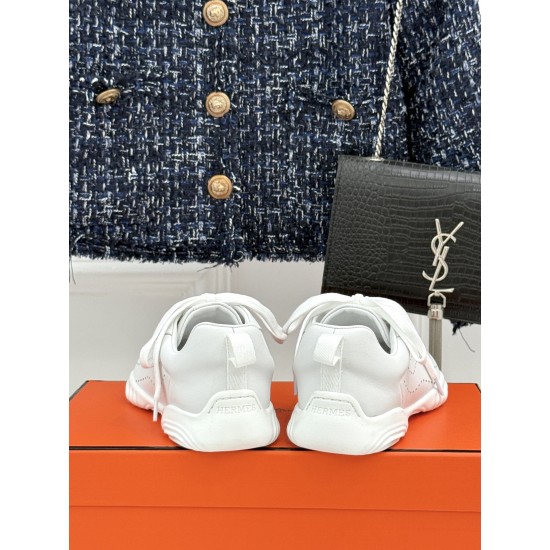 Hermès Fashion Shoes Best Quality
Women 35-41
Men 39-44
