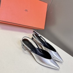 Hermès Fashion Shoes Best Quality
Women 35-41
Men 39-44