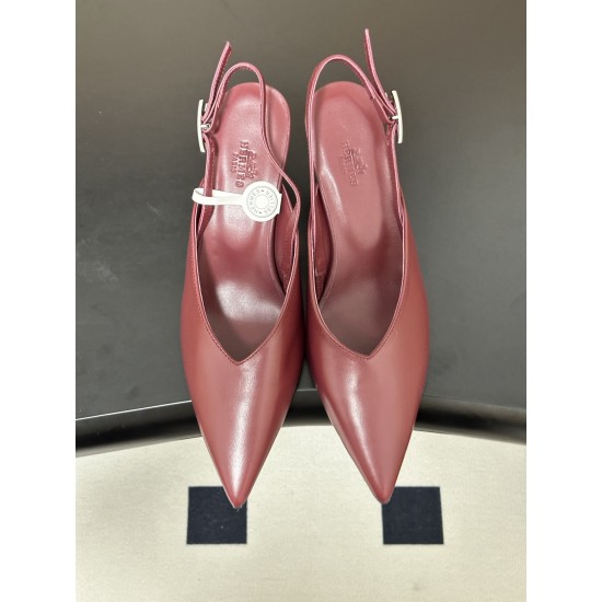 Hermès Fashion Shoes Best Quality
Women 35-41
Men 39-44