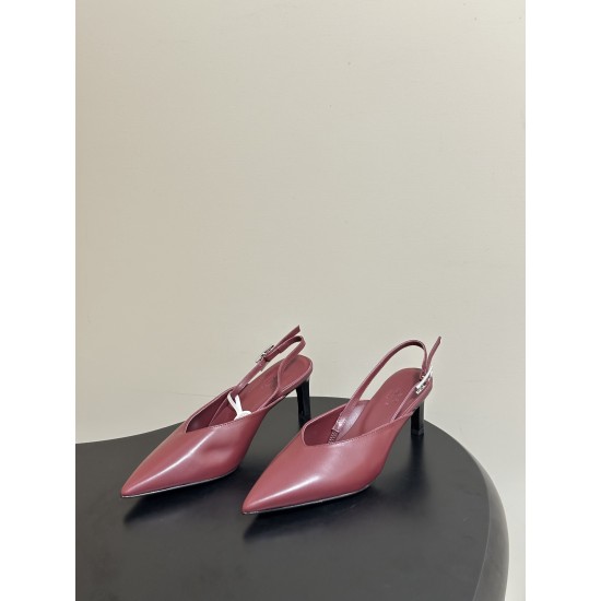 Hermès Fashion Shoes Best Quality
Women 35-41
Men 39-44