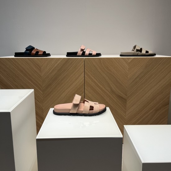 Hermès Fashion Shoes Best Quality
Women 35-41
Men 39-44