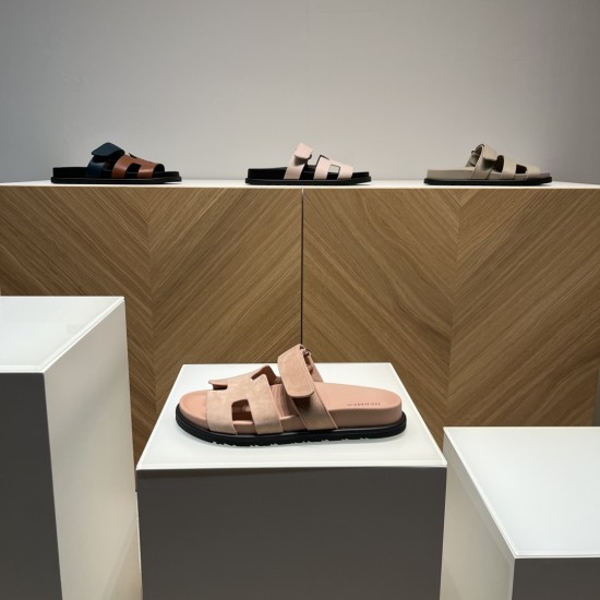 Hermès Fashion Shoes Best Quality
Women 35-41
Men 39-44