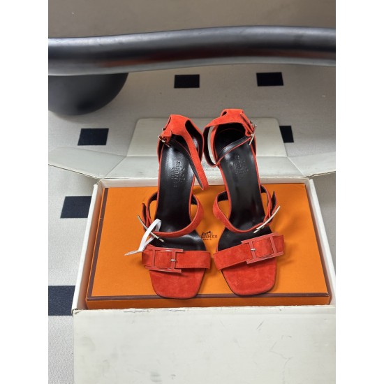 Hermès Fashion Shoes Best Quality
Women 35-41
Men 39-44