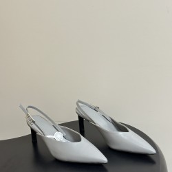 Hermès Fashion Shoes Best Quality
Women 35-41
Men 39-44