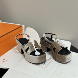 Hermès Fashion Shoes Best Quality
Women 35-41
Men 39-44
