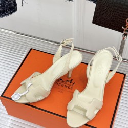 Hermès Fashion Shoes Best Quality
Women 35-41
Men 39-44