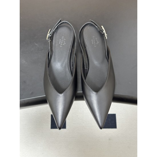 Hermès Fashion Shoes Best Quality
Women 35-41
Men 39-44