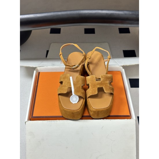 Hermès Fashion Shoes Best Quality
Women 35-41
Men 39-44