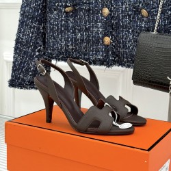 Hermès Fashion Shoes Best Quality
Women 35-41
Men 39-44