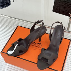 Hermès Fashion Shoes Best Quality
Women 35-41
Men 39-44