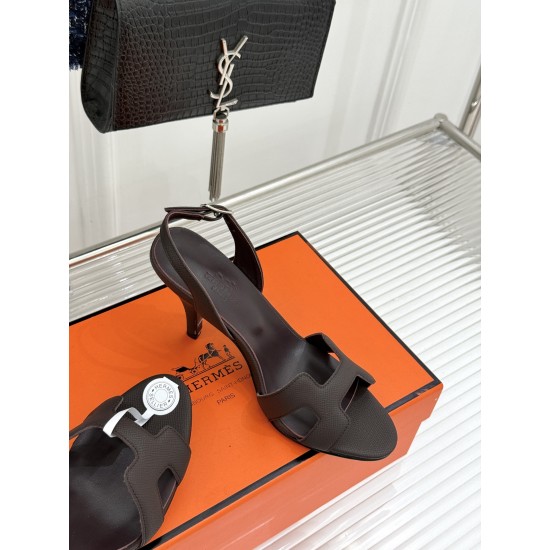 Hermès Fashion Shoes Best Quality
Women 35-41
Men 39-44