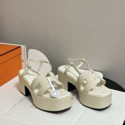 Hermès Fashion Shoes Best Quality
Women 35-41
Men 39-44