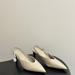 Hermès Fashion Shoes Best Quality
Women 35-41
Men 39-44