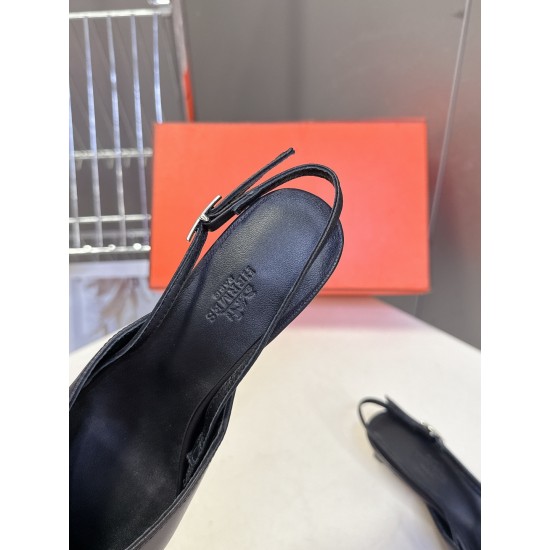 Hermès Fashion Shoes Best Quality
Women 35-41
Men 39-44