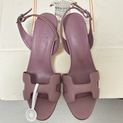 Hermès Fashion Shoes Best Quality
Women 35-41
Men 39-44