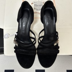 Hermès Fashion Shoes Best Quality
Women 35-41
Men 39-44