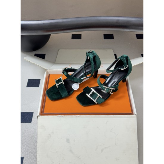 Hermès Fashion Shoes Best Quality
Women 35-41
Men 39-44