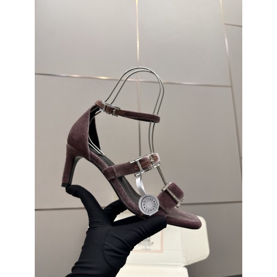 Hermès Fashion Shoes Best Quality
Women 35-41
Men 39-44