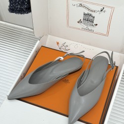 Hermès Fashion Shoes Best Quality
Women 35-41
Men 39-44