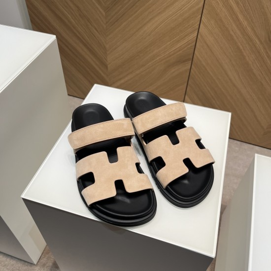 Hermès Fashion Shoes Best Quality
Women 35-41
Men 39-44