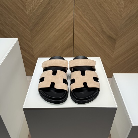 Hermès Fashion Shoes Best Quality
Women 35-41
Men 39-44