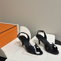 Hermès Fashion Shoes Best Quality
Women 35-41
Men 39-44