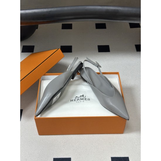 Hermès Fashion Shoes Best Quality
Women 35-41
Men 39-44