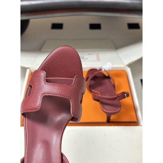 Hermès Fashion Shoes Best Quality
Women 35-41
Men 39-44