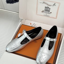 Hermès Fashion Shoes Best Quality
Women 35-41
Men 39-44