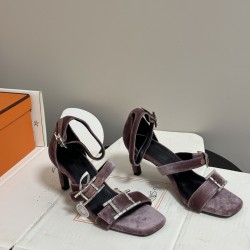 Hermès Fashion Shoes Best Quality
Women 35-41
Men 39-44