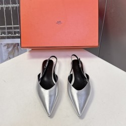 Hermès Fashion Shoes Best Quality
Women 35-41
Men 39-44