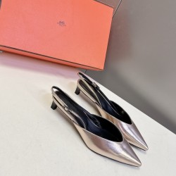 Hermès Fashion Shoes Best Quality
Women 35-41
Men 39-44