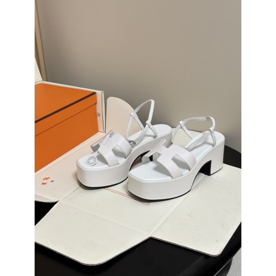 Hermès Fashion Shoes Best Quality
Women 35-41
Men 39-44