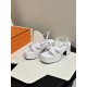 Hermès Fashion Shoes Best Quality
Women 35-41
Men 39-44