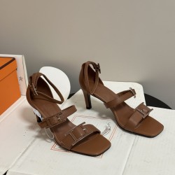 Hermès Fashion Shoes Best Quality
Women 35-41
Men 39-44