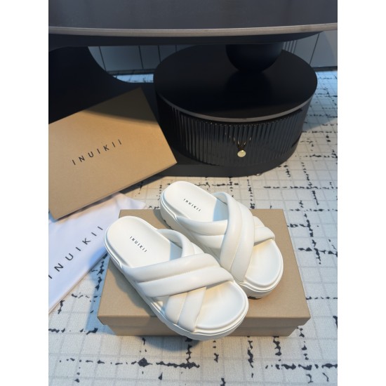 Inuikii Slippers Collection
Women 35-40
