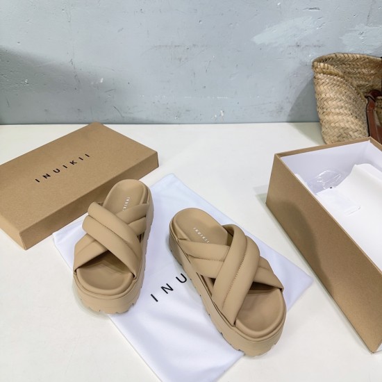 Inuikii Slippers Collection
Women 35-40
