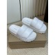 Inuikii Slippers Collection
Women 35-40
