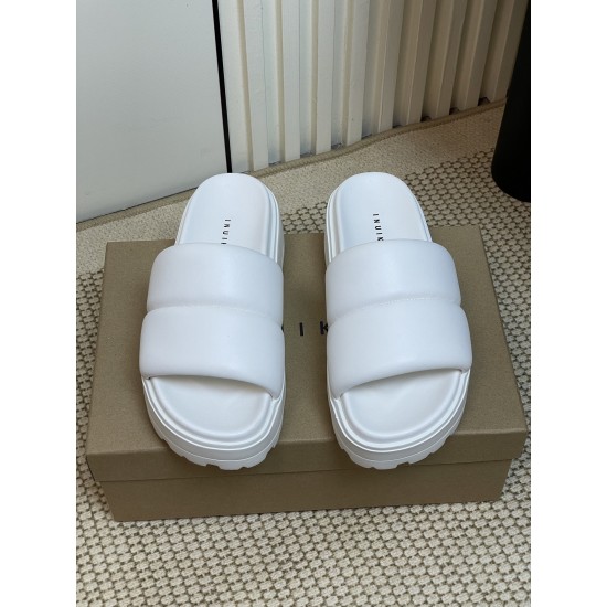 Inuikii Slippers Collection
Women 35-40
