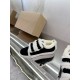 Inuikii Slippers Collection
Women 35-40
