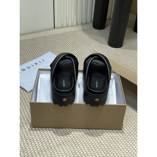 Inuikii Slippers Collection
Women 35-40
