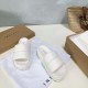 Inuikii Slippers Collection
Women 35-40
