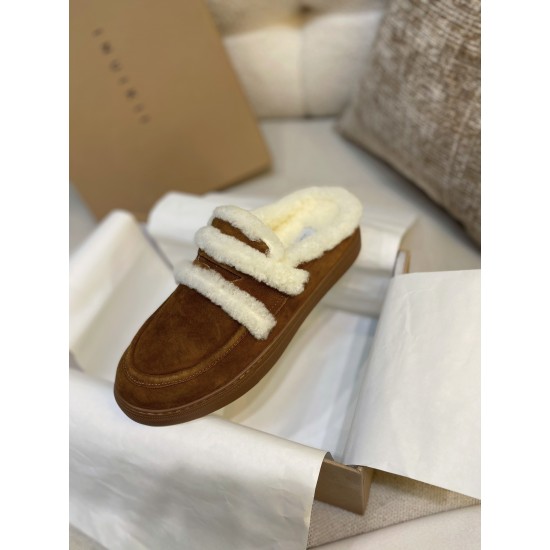 Inuikii Slippers Collection
Women 35-40
