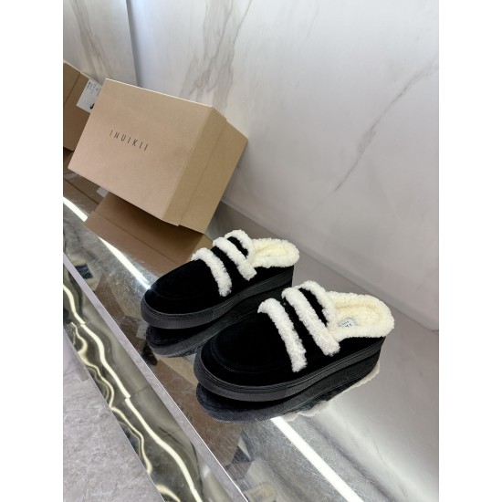 Inuikii Slippers Collection
Women 35-40
