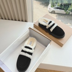 Inuikii Slippers Collection
Women 35-40
