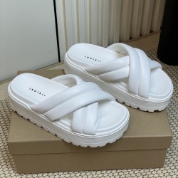 Inuikii Slippers Collection
Women 35-40
