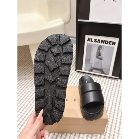 Inuikii Slippers Collection
Women 35-40
