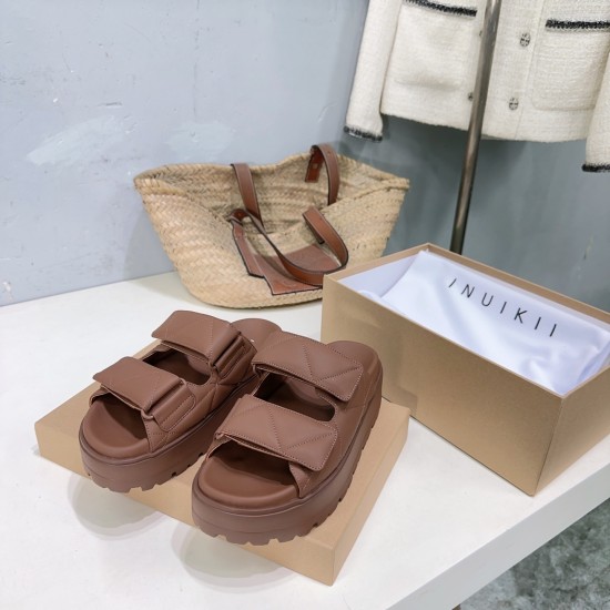 Inuikii Slippers Collection
Women 35-40
